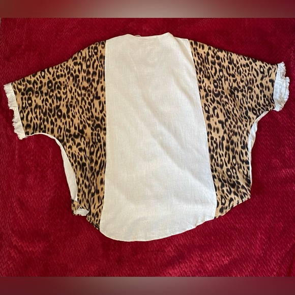 Artistic works by Lu (boutique brand) Animal Print Wrap Women’s Top size L - Picture 6 of 13